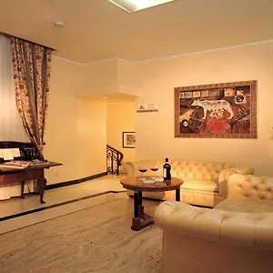 *** Hotel Aberdeen Italie